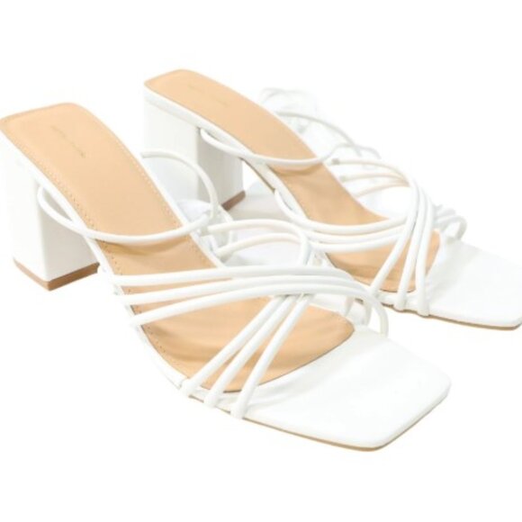 NIB  Pretty Little Thing - White Square Toe Strappy Block Heeled Sandals - Picture 4 of 9